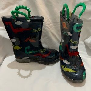 Size 10 Kids Dinosaur 🦖 rain boots
